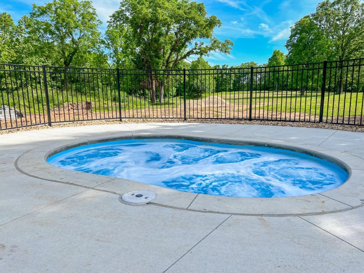 3Br Walk-In With Loft - Pool And Hot Tub - Free Attraction Tickets Included - Para Branson Exterior photo